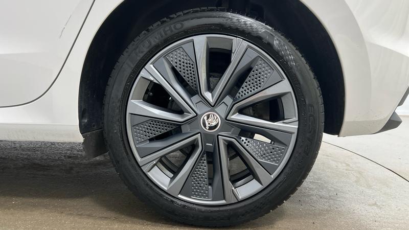 Skoda FABIA Photo cohere-65443d1fb9c8df71e16e6329bfd539a6d9673f9f.jpg