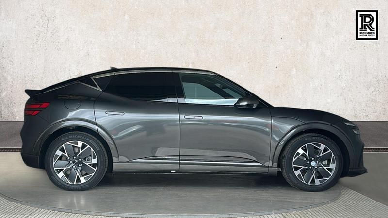 Genesis GV60 Photo cohere-65587981bf19914ddc4d7d6da389b8fcbdd6f5eb.jpg