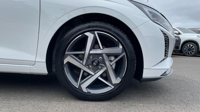 Hyundai i20 Photo cohere-65f59152c462fddd5f3e4ff8d23b7d819e351040.jpg