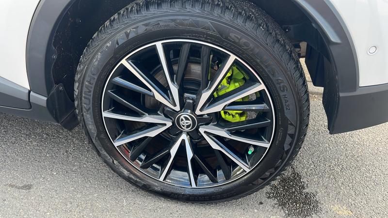 Toyota C-HR Photo cohere-65f713ff8a3a112f5ff461335367a10376a2fc17.jpg
