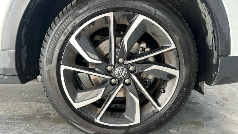MG ZS Photo cohere-6602488b91abefec4110d807cc099c46c641b4c0.jpg