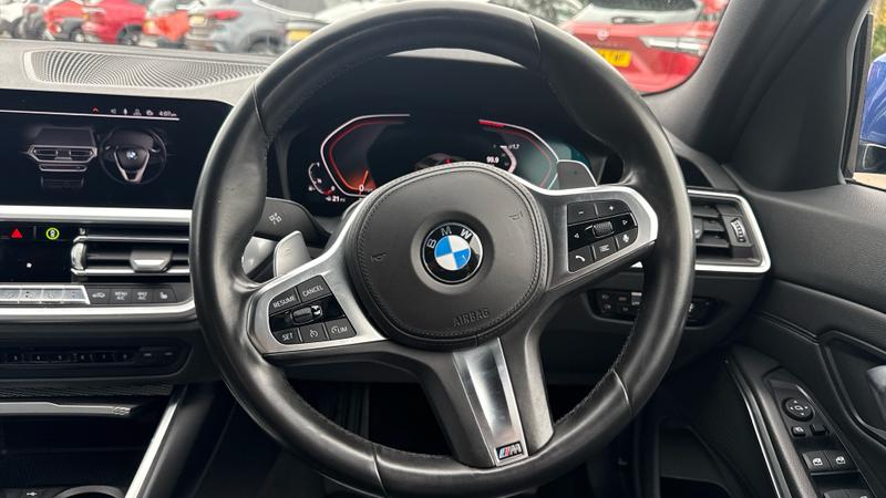 BMW 3 Series Photo cohere-669e02978c72c02c26e9bcae5ab8725d8ecf6e56.jpg