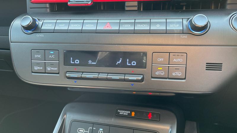 Hyundai KONA Photo cohere-671c34e9d2e7830110ed1fd126c68a65ee08c8e9.jpg