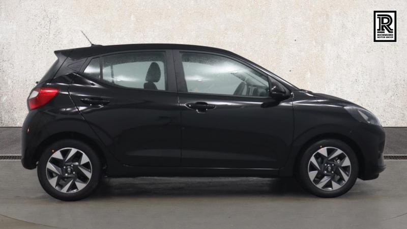 Hyundai i10 Photo cohere-677ee8862b5795dee91137f84c165332ac6a96c8.jpg