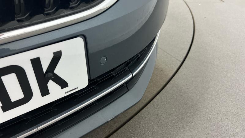 Skoda OCTAVIA Photo cohere-67c7bb317839acd9a257c464f44177c41433f644.jpg