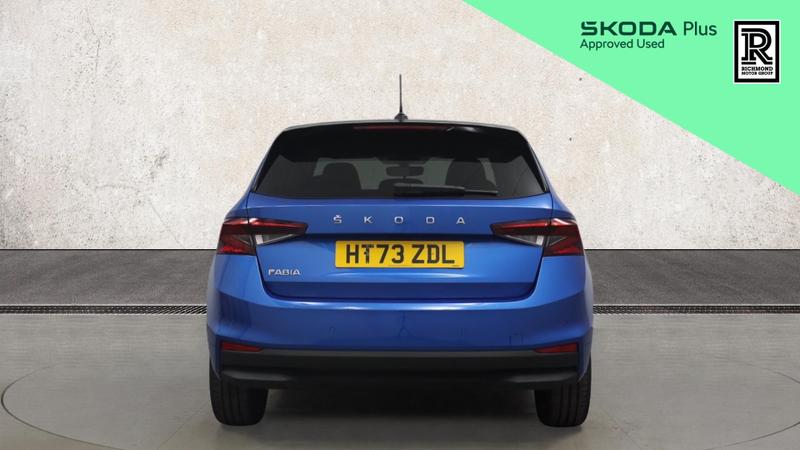 Skoda FABIA Photo cohere-6827f601bb3b65a457532fa14231c8340fc0c468.jpg