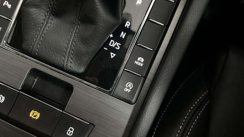 Skoda SUPERB Photo cohere-6844fd6703438530e0406acf11afa5c12572e75d.jpg