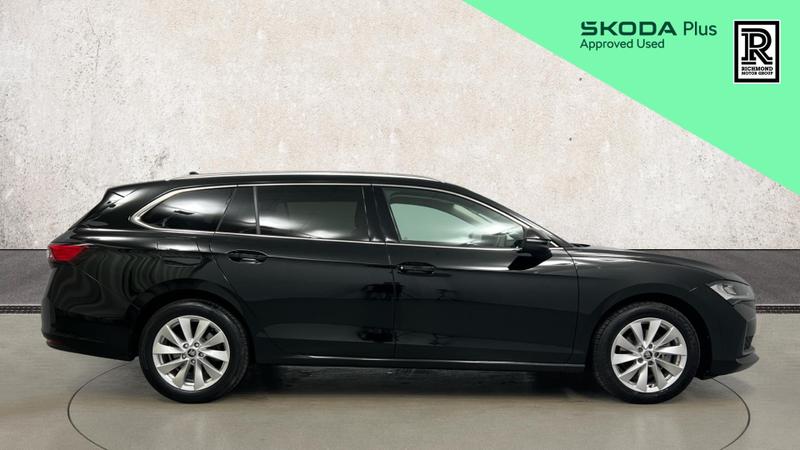 Skoda SUPERB Photo cohere-6855daf6c5700ce2b7ab01b9ff3c5eae0f36699b.jpg