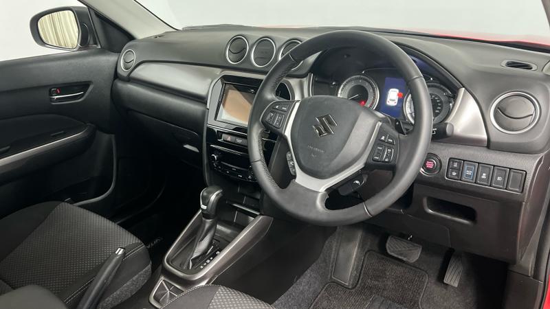 Suzuki VITARA Photo cohere-68dd2bc17af55cbed3a869b5155fc0fb4c915654.jpg