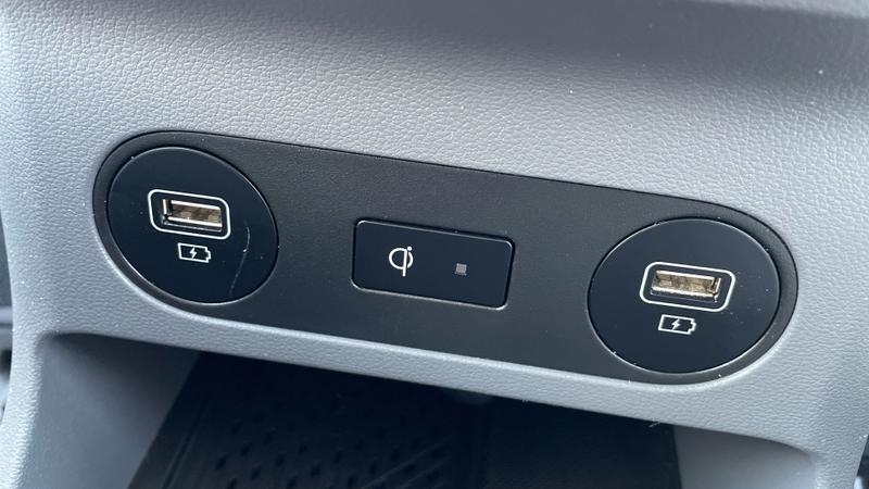 Hyundai IONIQ 5 Photo cohere-697edbd47aaead6bdac8a848e39c7ead0d18c31d.jpg