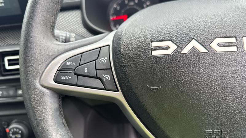 Dacia Sandero Photo cohere-6980be303f3016a85bf0e2ed1fd3611dbeb35a05.jpg