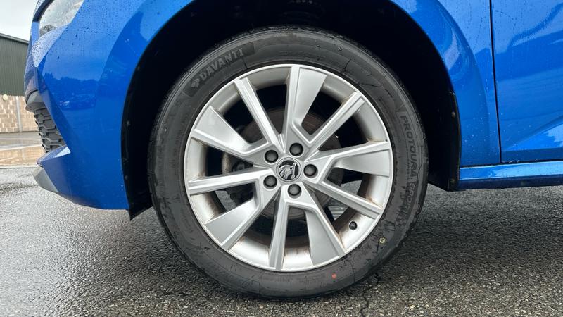 Skoda KAMIQ Photo cohere-6a7fe187f672c25ae5923931d8f7886eab14ccbd.jpg