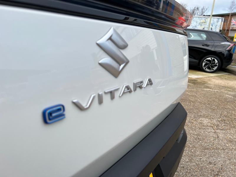 Suzuki e Vitara Photo cohere-6a81e5316d57d86e7cc92222e70b49cd7cc94d78.jpg