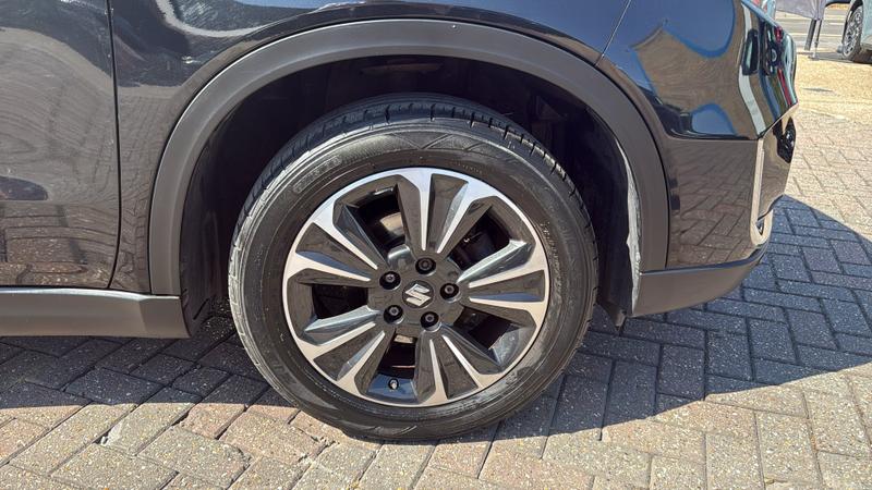 Suzuki Vitara Photo cohere-6acbfa71de747ddd1ecfdf54690d374c77df7939.jpg