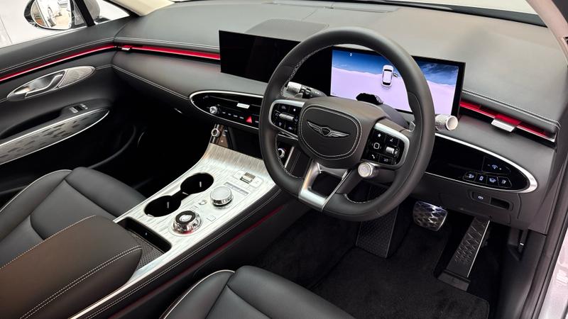 Genesis GV70 Photo cohere-6ae39eb51dfac9f7c7ac542c6b9ba687b3790e89.jpg