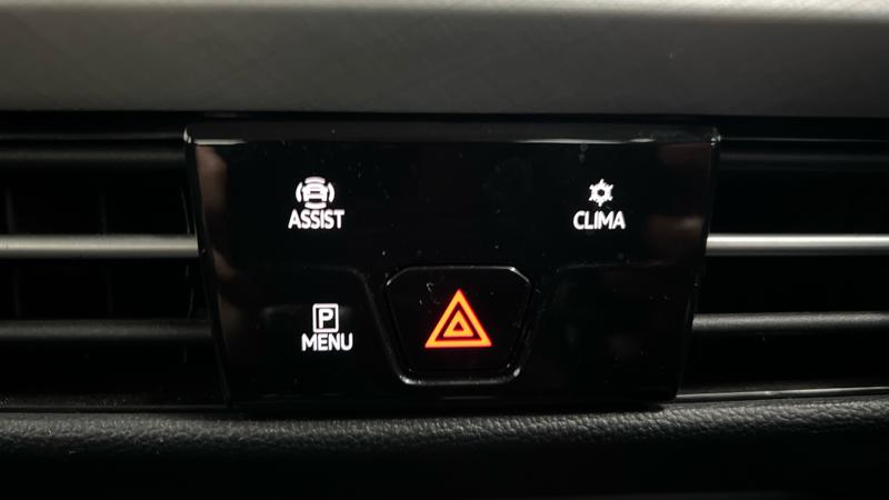 Volkswagen Golf Photo cohere-6b45a543e7055ee5957821b85b265e129337266c.jpg