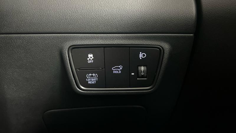 Hyundai TUCSON Photo cohere-6c68914fb2cd323f2d8c520a7131a364fc59c311.jpg