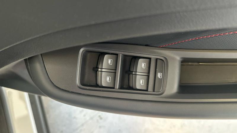 MG ZS Photo cohere-6c6aedfd5cbd32a75e89dc9489fd1fac6e7c55b3.jpg