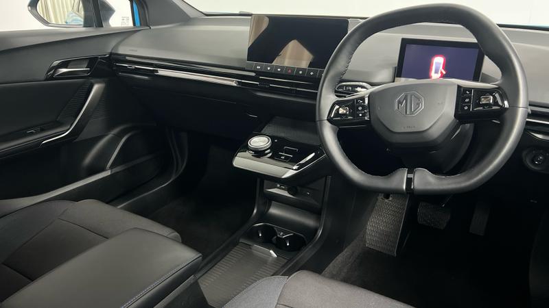 MG MG4 Photo cohere-6ca9cbd1182df0a7887591e7e3d53053bbd95515.jpg