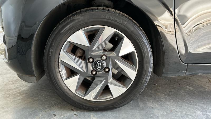 Hyundai i10 Photo cohere-6cc5f42cc4b74f85277f4faee3a01666f7b1d4d0.jpg