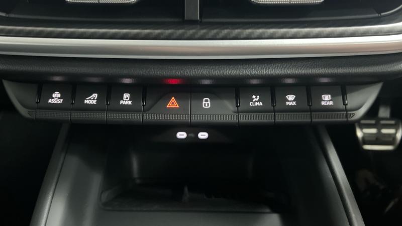 Skoda ELROQ Photo cohere-6cf9385ce76a278f7bd024cc6fb516dc904d7173.jpg
