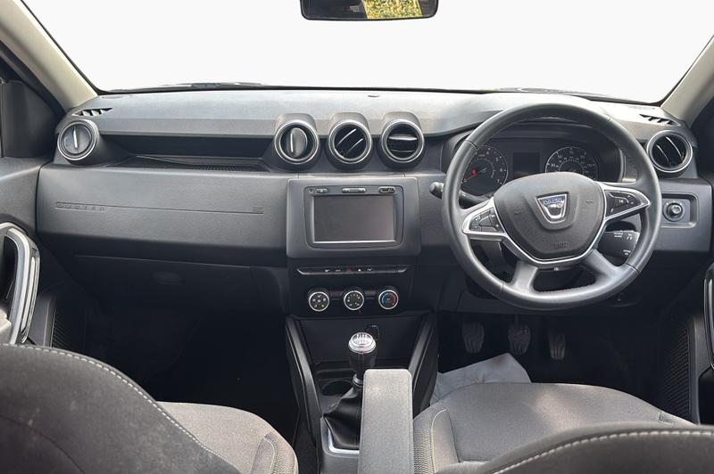 Dacia Duster Photo cohere-6dd7e9039bb11bbb0e08885069accd48c80efc71.jpg