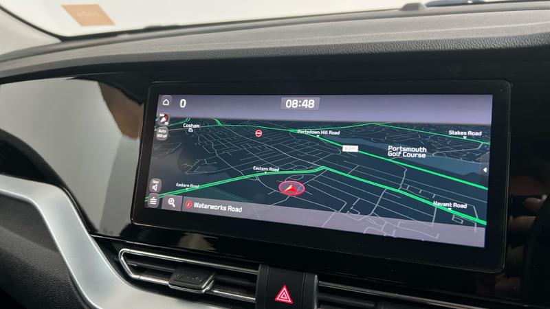 Kia NIRO Photo cohere-6e833b5d60f81f2562ffb076446aaa88fc027c21.jpg