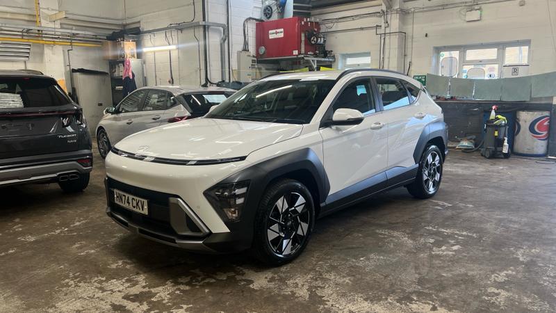 Hyundai KONA Photo cohere-6f02c3eda7a0e86e350dc63d8059ca119a7e798e.jpg