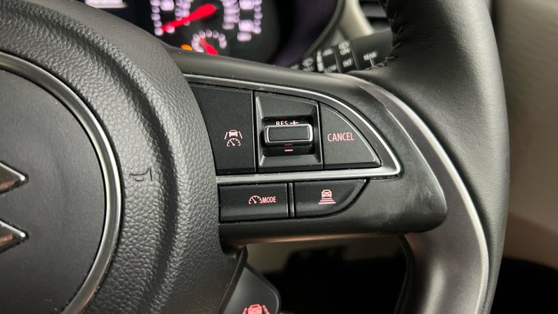 Suzuki SWIFT Photo cohere-7005858b1c3f8f2bf94cee5a11a11cede6bca5e4.jpg