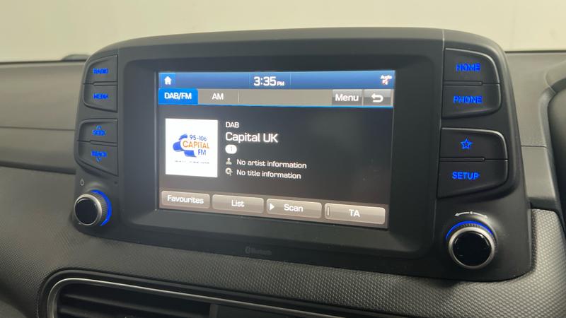 Hyundai KONA Photo cohere-704e31689e2b237becc8bf95f096db3ee60136b0.jpg