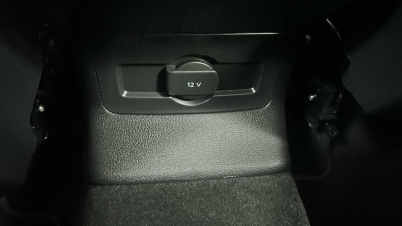 Skoda KAROQ Photo cohere-70b159198fa24623d856b22a8cf17ff74e09263a.jpg