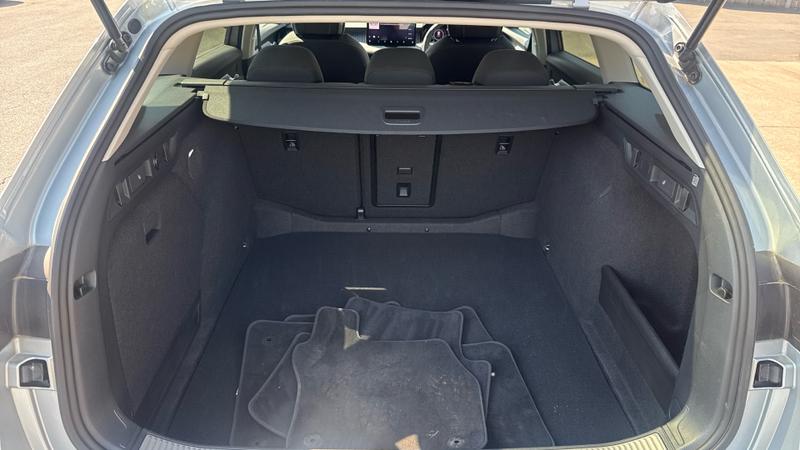 Skoda SUPERB Photo cohere-7124e136e053c668bdb68c9791cafb3472fdde11.jpg