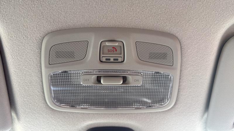 Suzuki Swift Photo cohere-71abe1b20e0a1e663e637a702b71f3fb4a6485fa.jpg