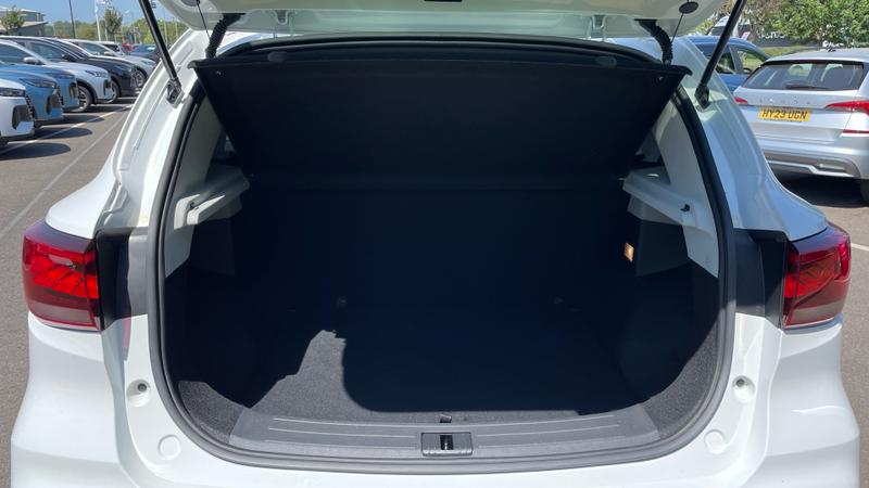 MG ZS Photo cohere-722a5c9e40dd5010a65cc5370976b8ec2613121c.jpg