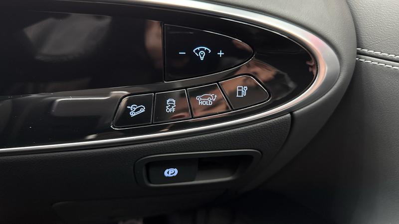 Genesis GV70 Photo cohere-724574adb282b63ea069977b88e8211a0b39f0cf.jpg