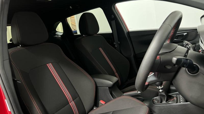 Hyundai i20 Photo cohere-7275ee6d4660478724c0622c53436352e4b09c6d.jpg