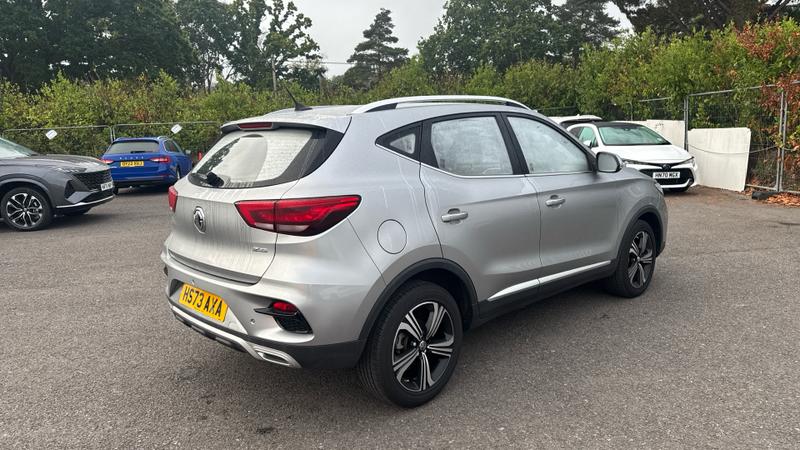 MG MG ZS Photo cohere-736c6b0e514dbe55baa9c42a53370f33c9e50239.jpg