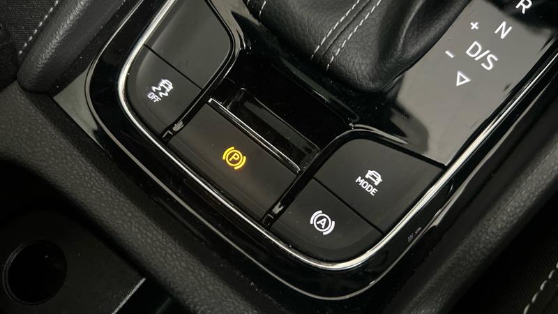 Skoda KAROQ Photo cohere-739d6c95cf62f652de0096081c4fba9dc8f31a4a.jpg
