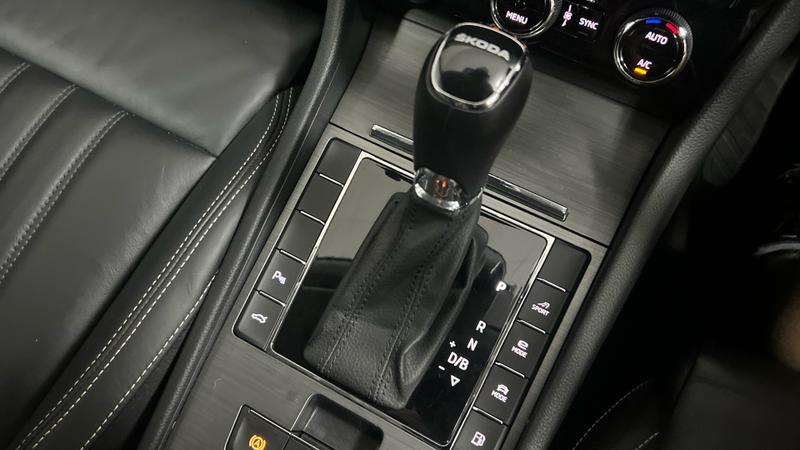 Skoda SUPERB Photo cohere-73a7f19e88e80f8fdd0e68b07180964f8be010f4.jpg