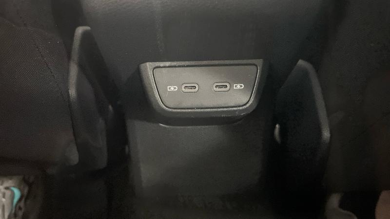 Volkswagen Polo Photo cohere-7439bbf2889a481353503487aa18367c2a4f6380.jpg