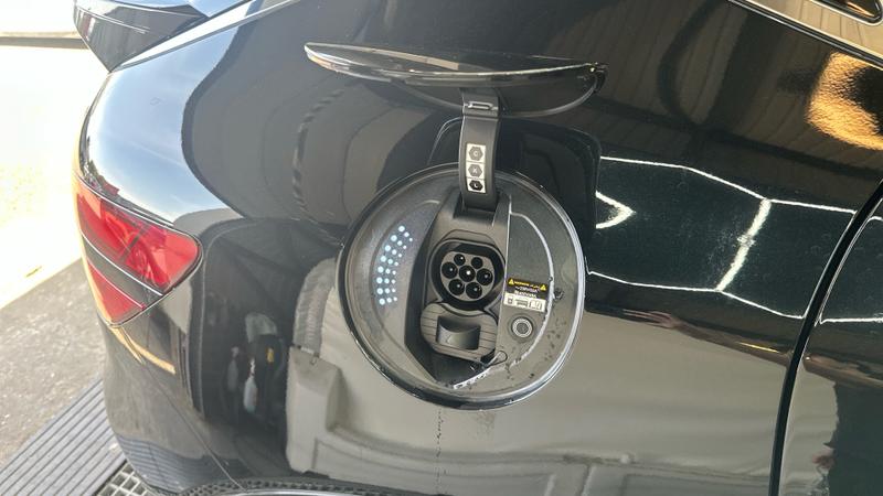 Genesis GV60 Photo cohere-74cdd6bf6d71e407cc1a5841a9c9a9e5d8965baf.jpg