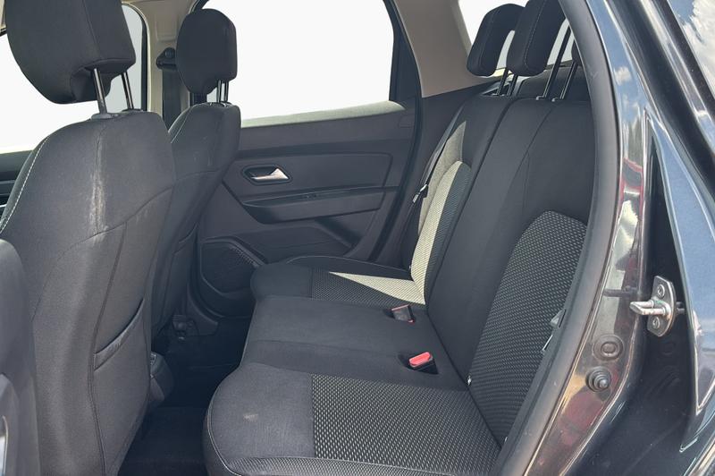 Dacia Duster Photo cohere-750b5e68f4d53e2c42ad564146db950fc0424588.jpg