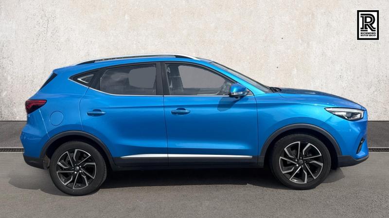 MG ZS Photo cohere-7572ca6f0f09656bf0e82554f4d8c54b55f9e1f7.jpg