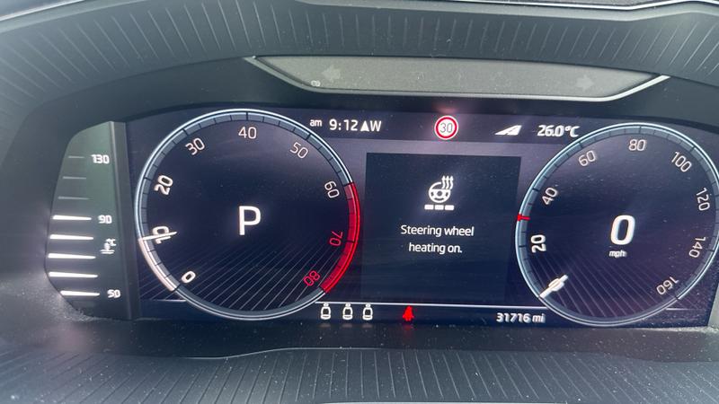 Skoda SUPERB Photo cohere-758119e8e020125729b9283b1158022255d2ca16.jpg