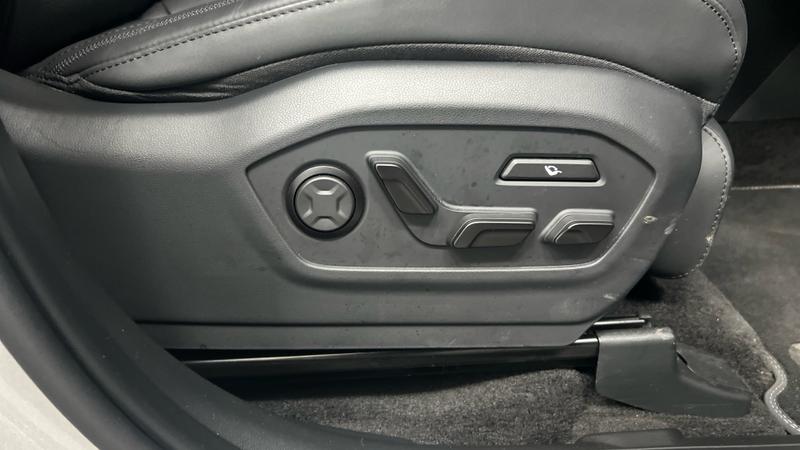 Hyundai santa fe Photo cohere-75efd60b1ee8cea13a372beec3914aeb28d388c2.jpg