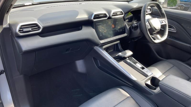 MG MG ZS Photo cohere-760a3b34bdd5c791399745e32972f96548d2305b.jpg