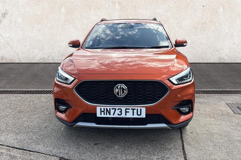MG ZS Photo cohere-77000e32f3e1240c0713b6b4250d15102aa55c54.jpg