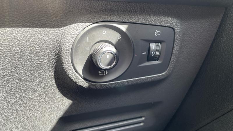 MG ZS Photo cohere-770a4e71c40206d6f24dda95df3efc5d319986bf.jpg