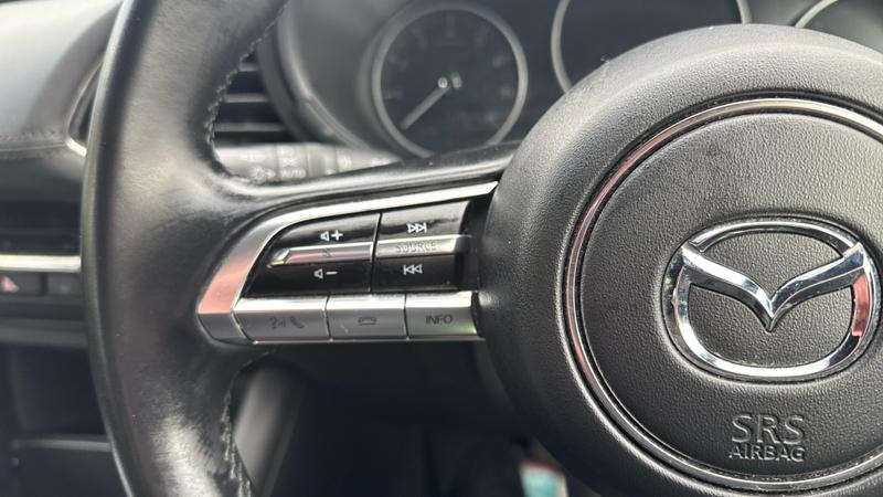 Mazda Mazda3 Photo cohere-771b40563ac988df3a4bd51b5eaf86390fce0cb5.jpg