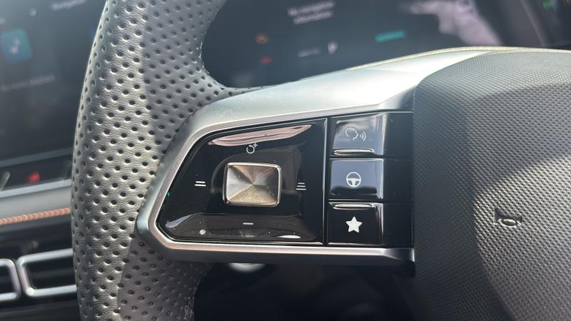MG HS Hybrid+ Photo cohere-772de3e416dda596da20148f4368bbd4ddd1372d.jpg
